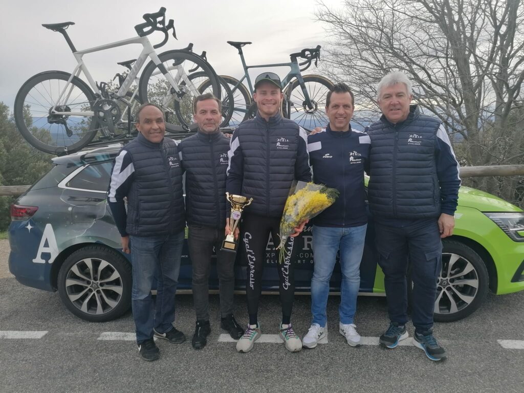 Photo de Titouan Margueritat vainqueur de la 3eme étape des boucles du haut var